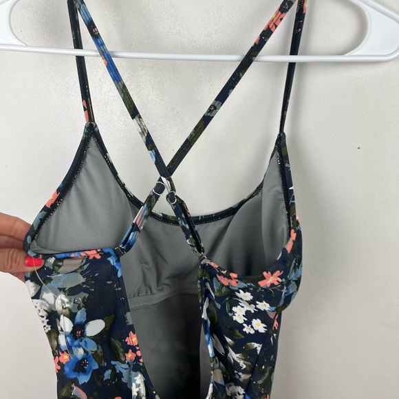 Adore Me Floral Print One Piece Swimsuit Adjustable Straps Low Back Medium NWT - Picture 6 of 9